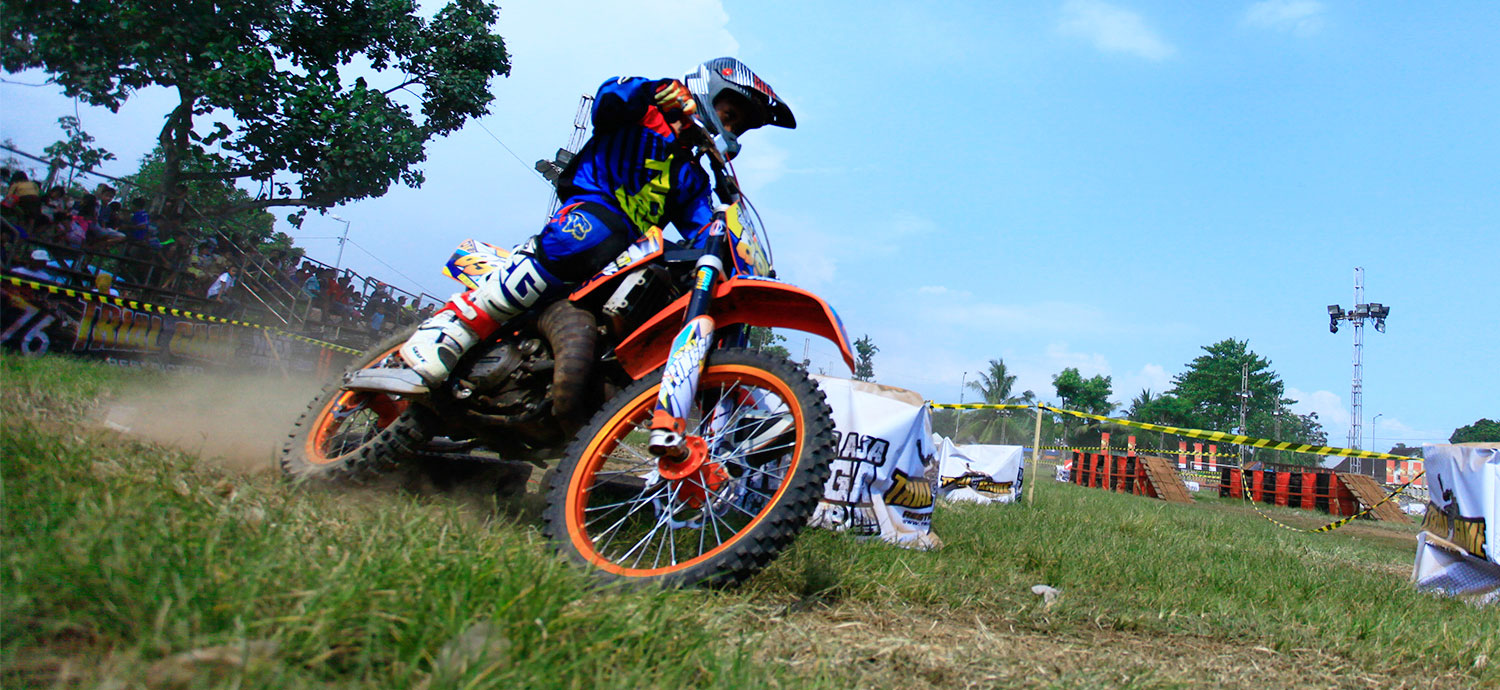 Maksimalkan Kecepatan Motor Trail Trial Game